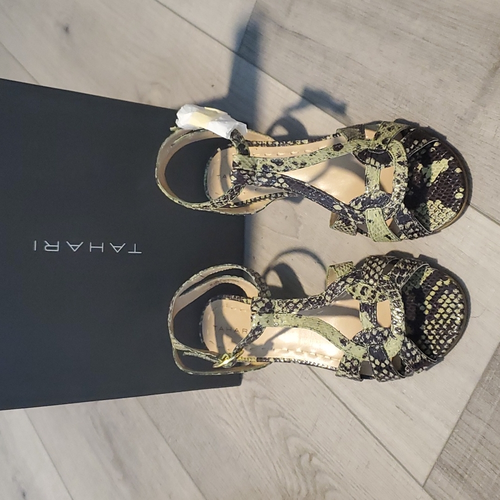 Tahari green and black snake print wedge sandles